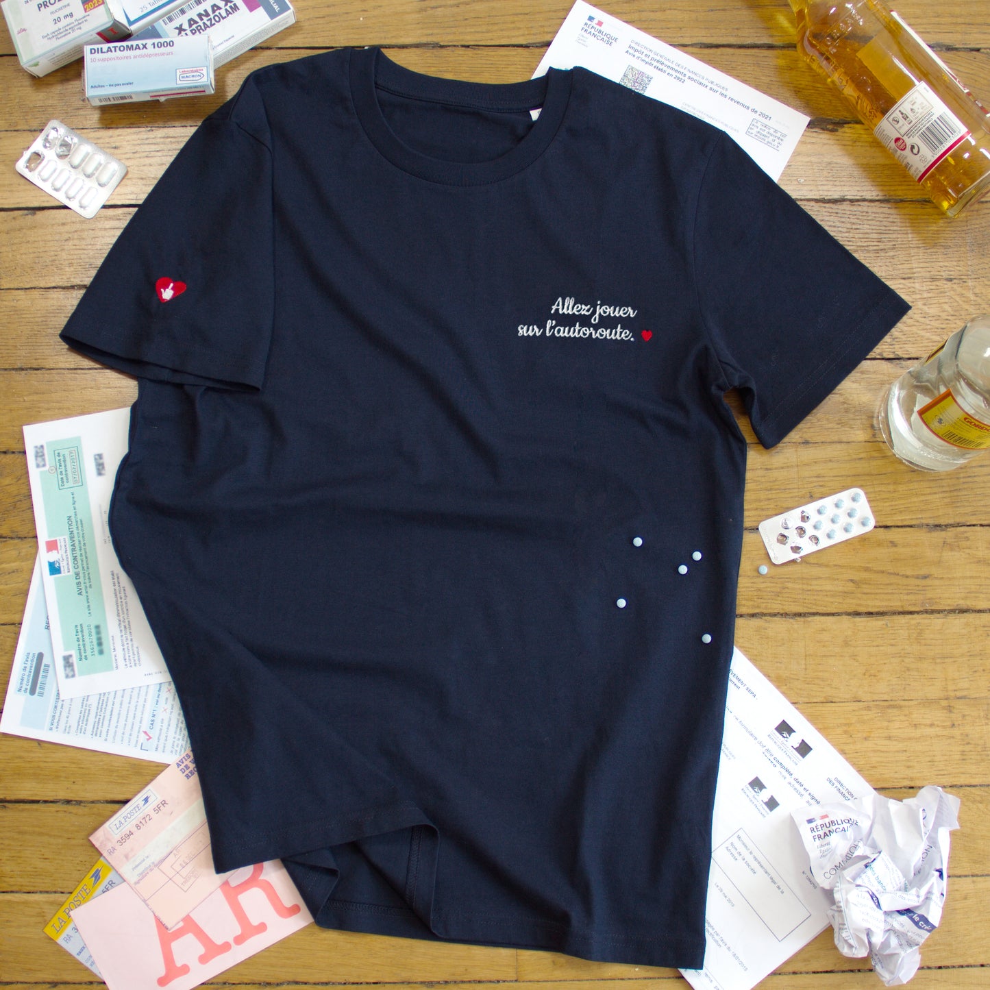 T-shirt bio unisexe : Allez jouer sur l'autoroute / Noir ou Bleu