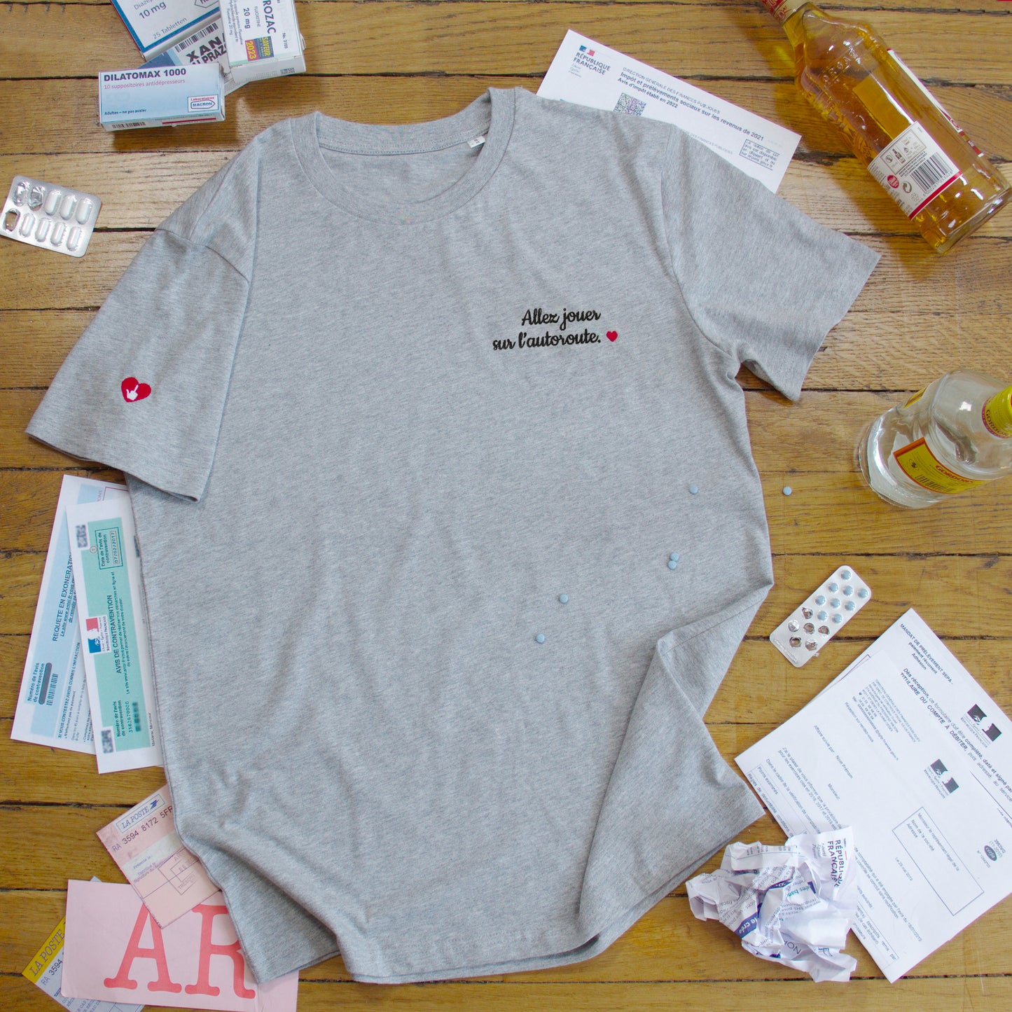 T-shirt bio unisexe : Allez jouer sur l'autoroute / Blanc ou Gris