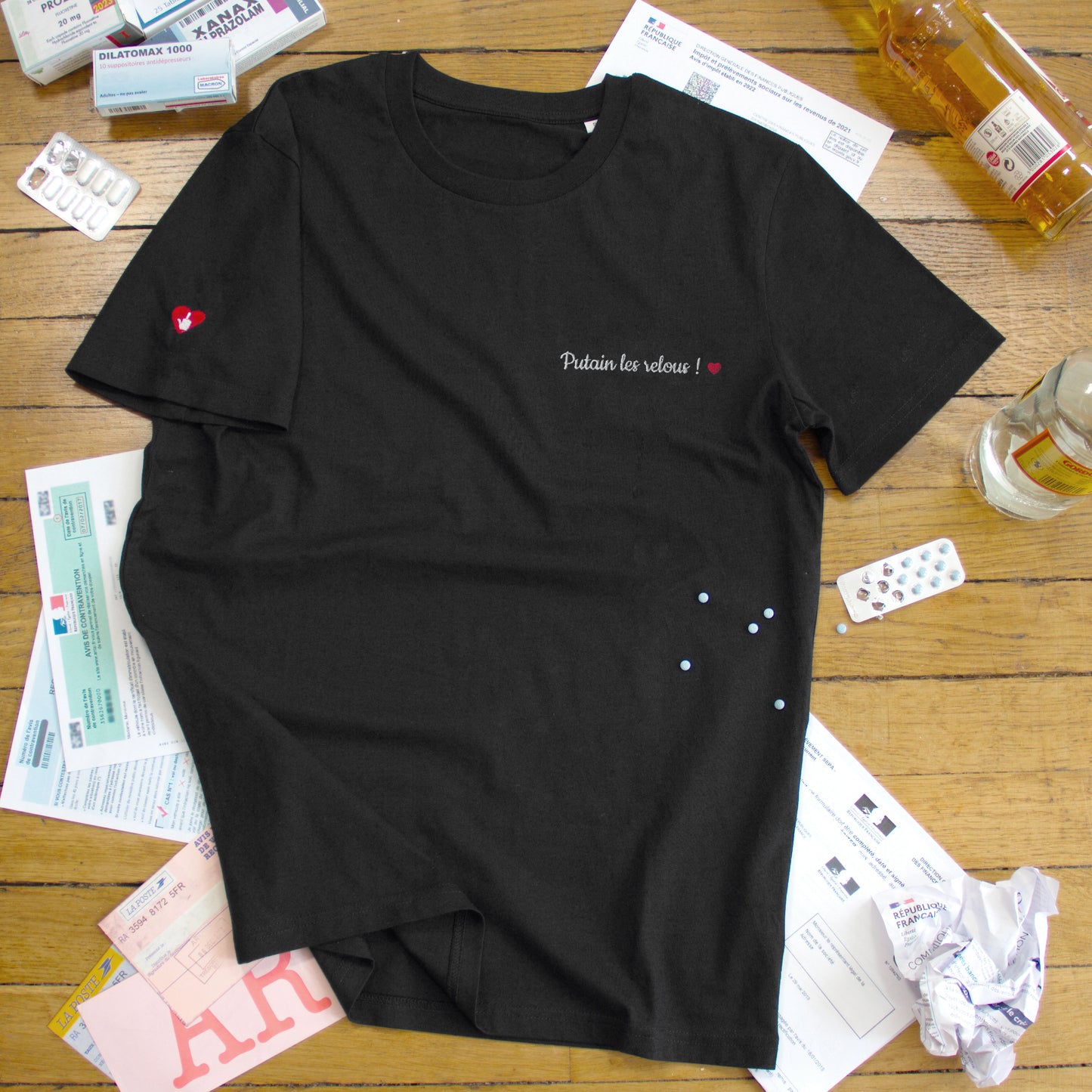 T-shirt bio unisexe : Putain les relous / Noir ou Bleu